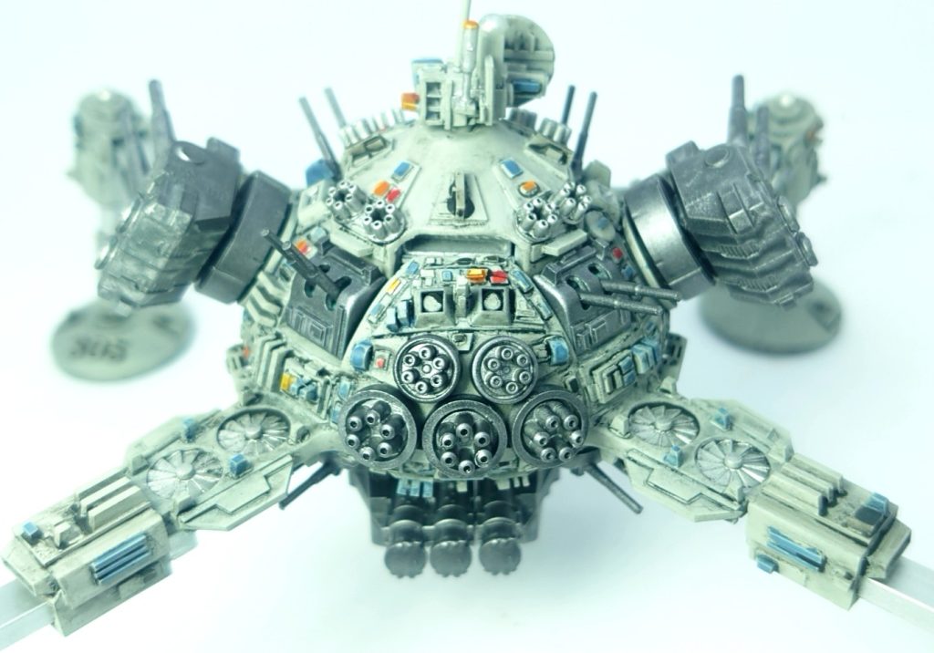 後方上部から。ガトリング祭りの名残。360度全方位にガトリングを並べる案もありました。