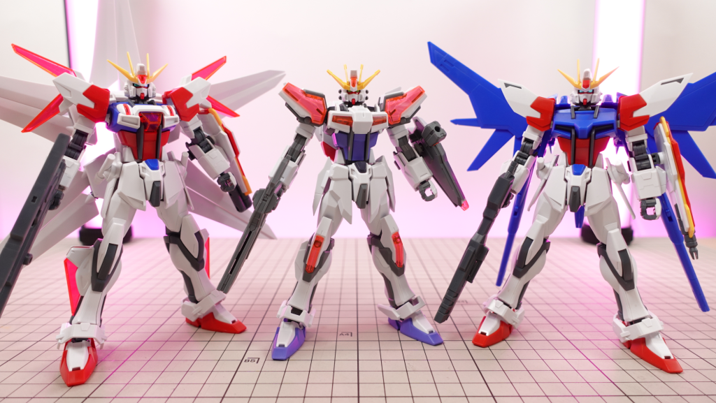 今回使用した歴代ビルドストライク 写真には写っていませんが次世代WHF限定のユニバースブースターレッドVer.も使用