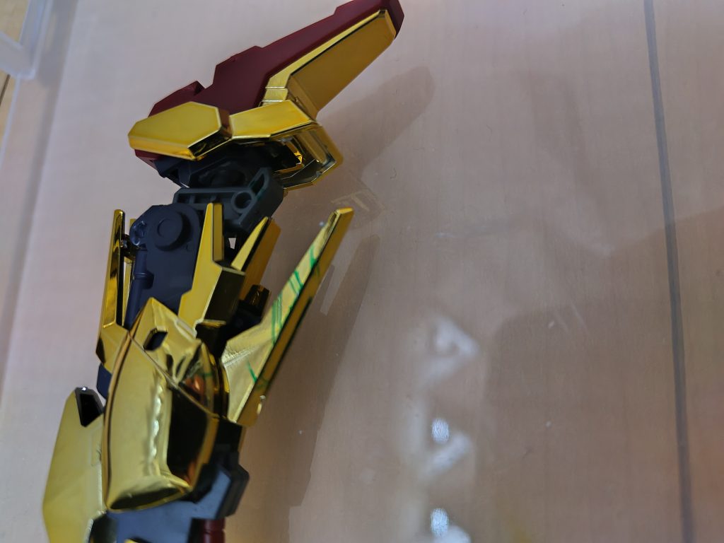 息子の控えめ塗装です。笑しかしながらメッキの輝きはステキですね！