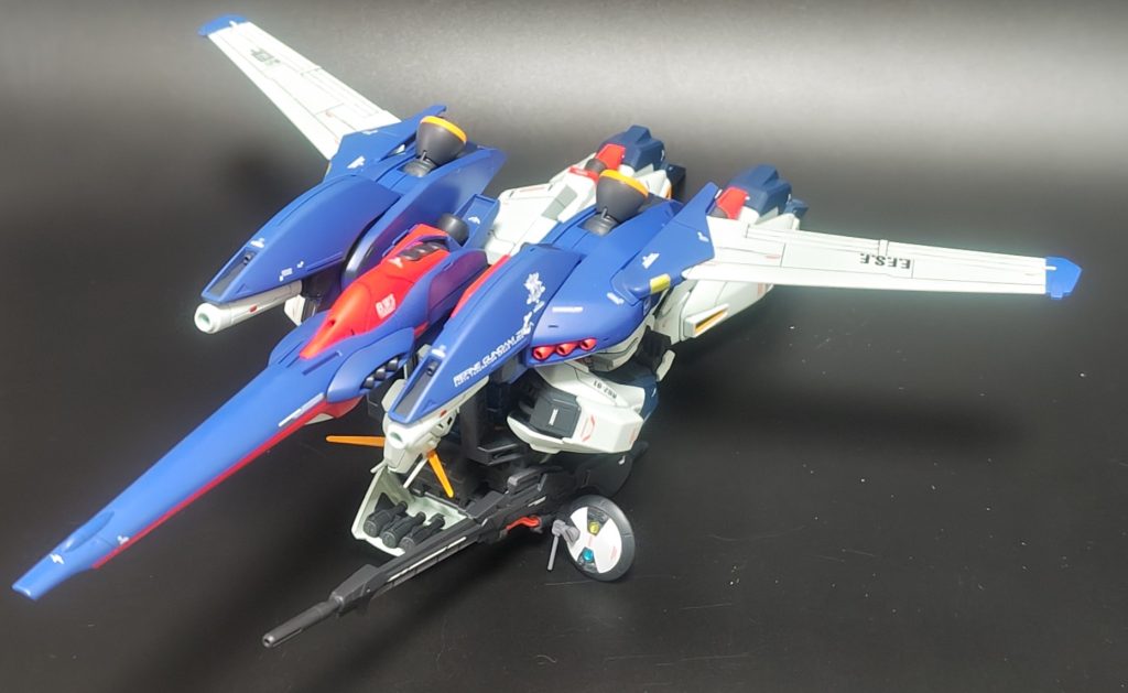 BWSはカラーリングを大幅に変更しました。紫ベースよりもリ・ガズィっぽくしたくて青系に統一してます。