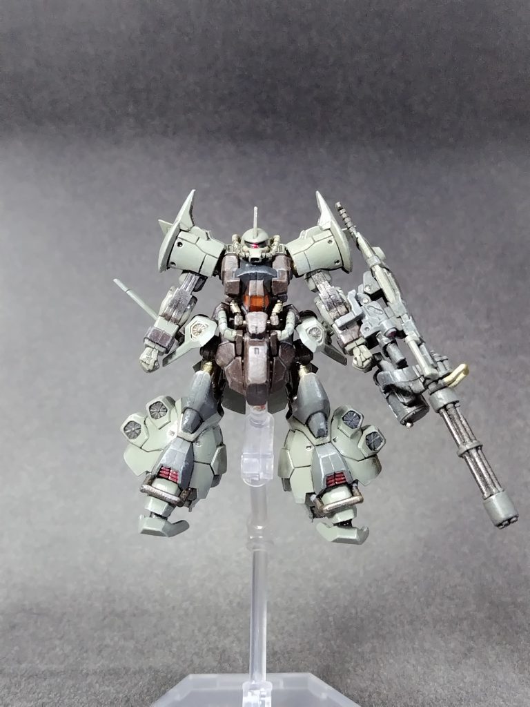 例によってかなりのアレンジされてますが折角なので以前作ったHGUCと似た感じの色合いに。