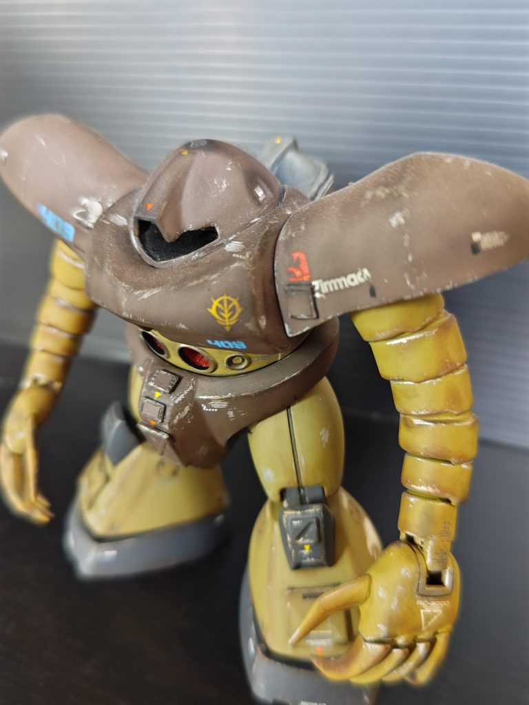 頭部埋め込み、ひさし?延長!モノアイ部分もカットカット（笑）ふんどしもモリモリ^⁠_⁠^