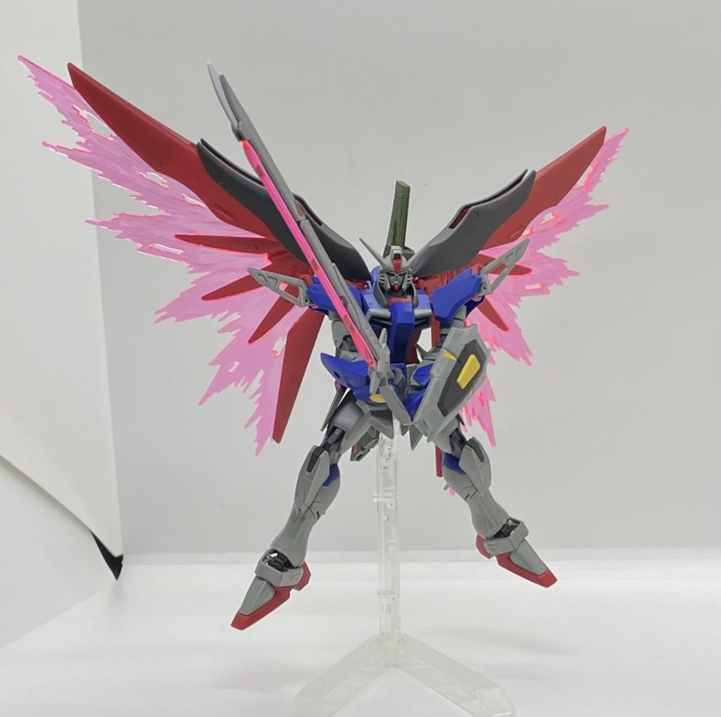 デスティニーといえばアロンダイトと光の翼ですね。