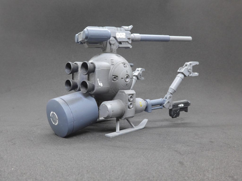 斜め後ろから。