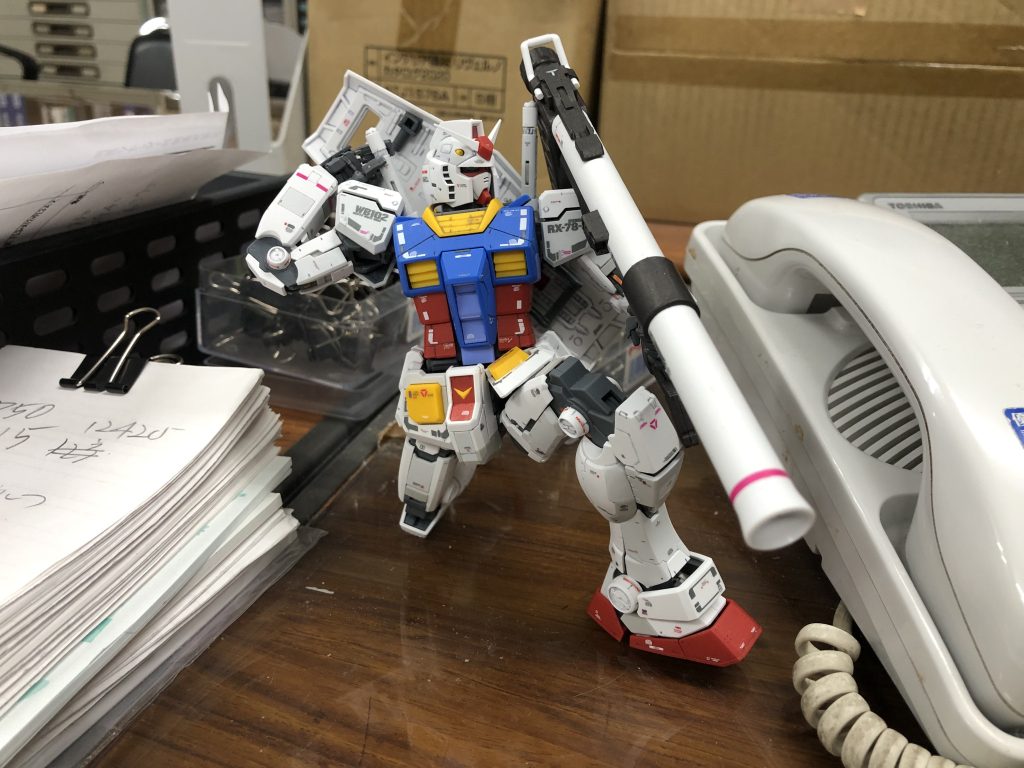 実は‥‥‥仕事場の机上に居座っています😂😂😂😂😂量産型リコみたいっ💖