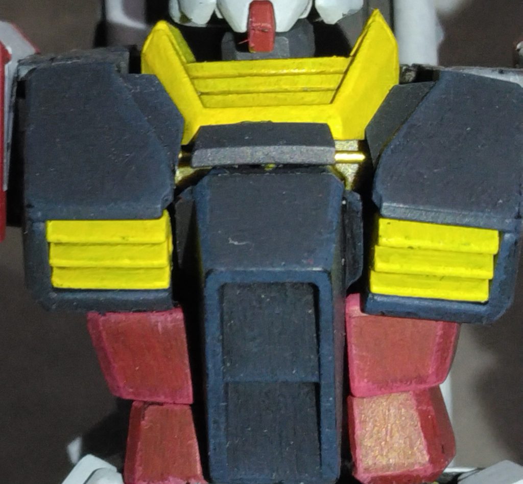 胸部は3分割し、真鍮線で接続。肩が前後に可動します。