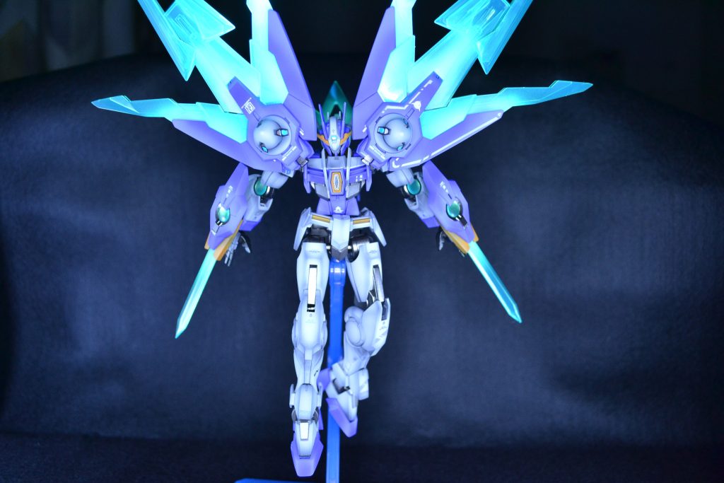 バーストシールドモード。神々しいですね。