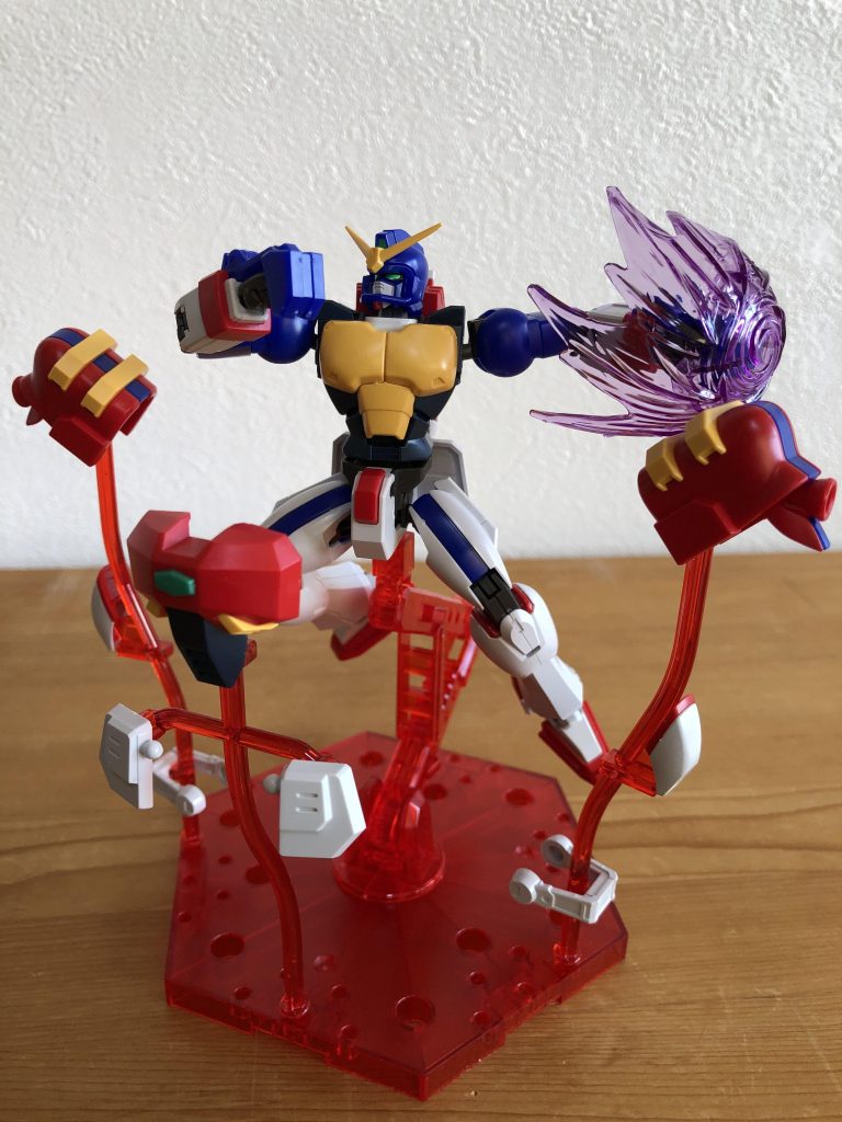 オリジナルギミックのアーマーパージ。