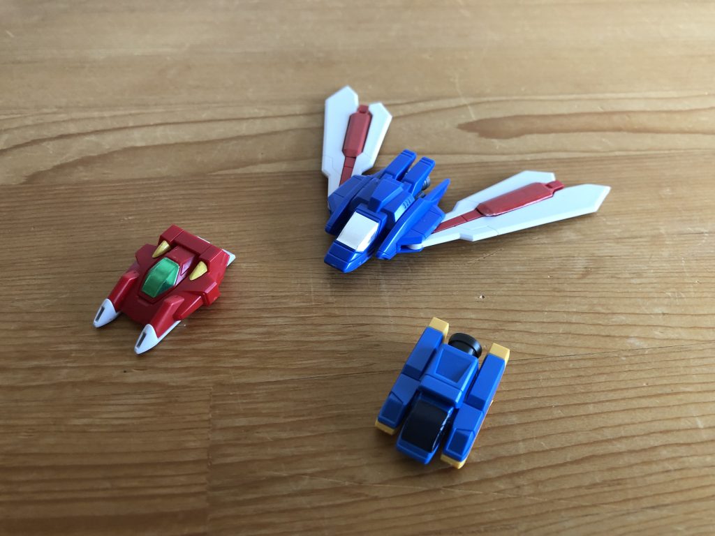 コアランダー×3。それぞれが個性的な形状してますね。