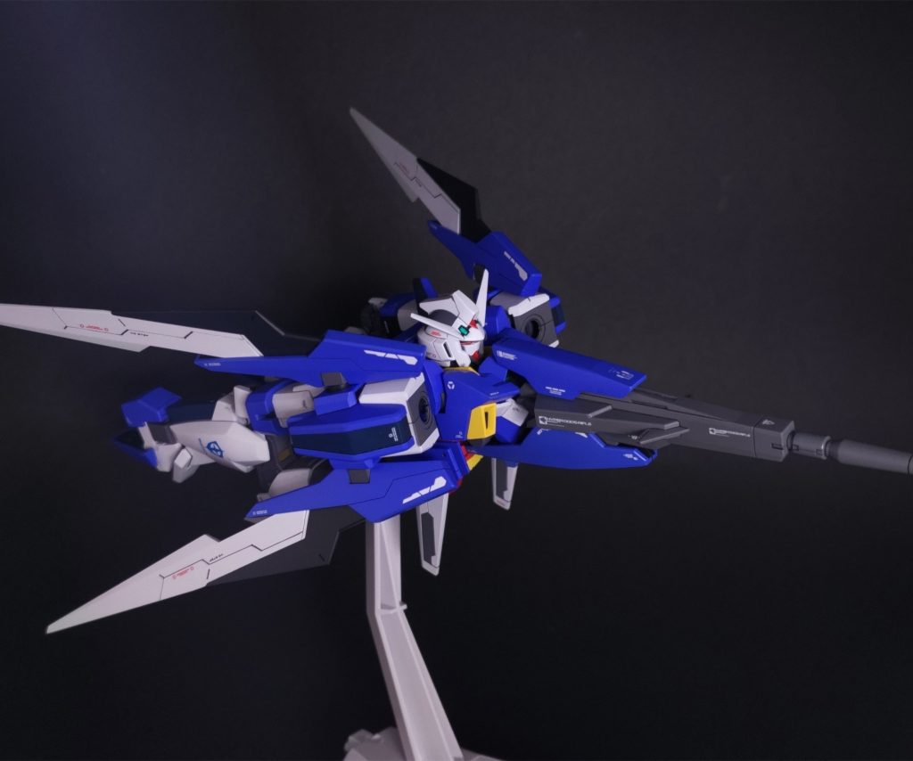 変形は塗装剥げが怖いので恐る恐る動かしていくあると思います。