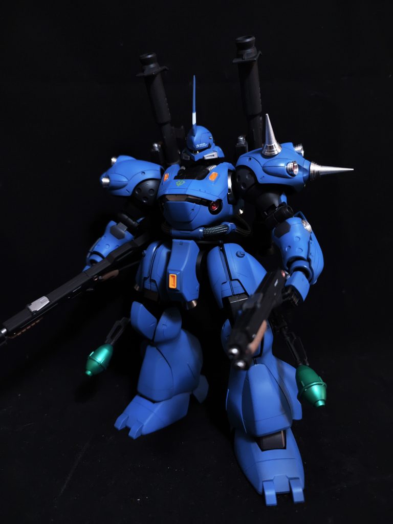 这次选用了0.125与0.2的刻线刀进行制作，喷涂完后线槽不明显，这是需要改进的。另外，全身的喷口都替换了金属补件。