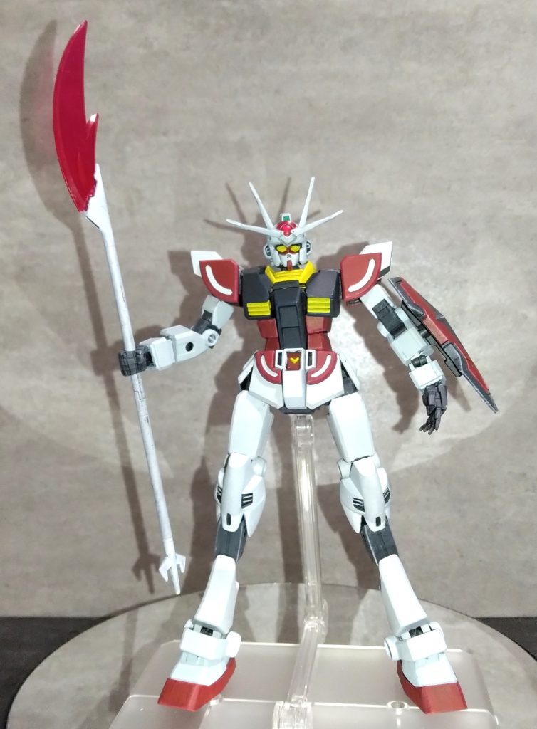 前腕部にコトブキヤの3mm軸関節を組み入れて、延長&可動追加。ヒザ下はモールドで切断し、30MMフォレスティエリのパーツ(グレー塗装部分)で延長。股関節も真ん中で両断し、プラ板スペーサーで幅増ししました。