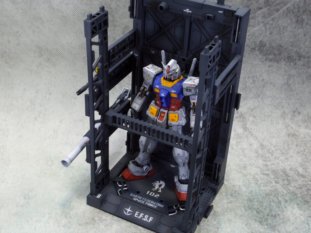 RG ガンダム–3枚目/制作者：gunplacraft
