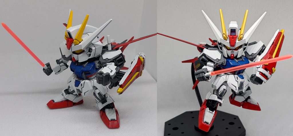 ビームサーベル装備ポーズ