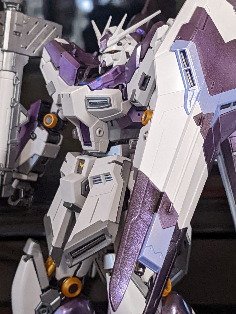 足と胸が、塗装ハゲしてますね。m(_ _)m後で改修します。