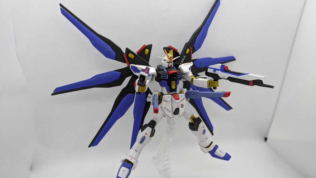 ストライクフリーダムガンダム–4枚目/制作者：@ロビン