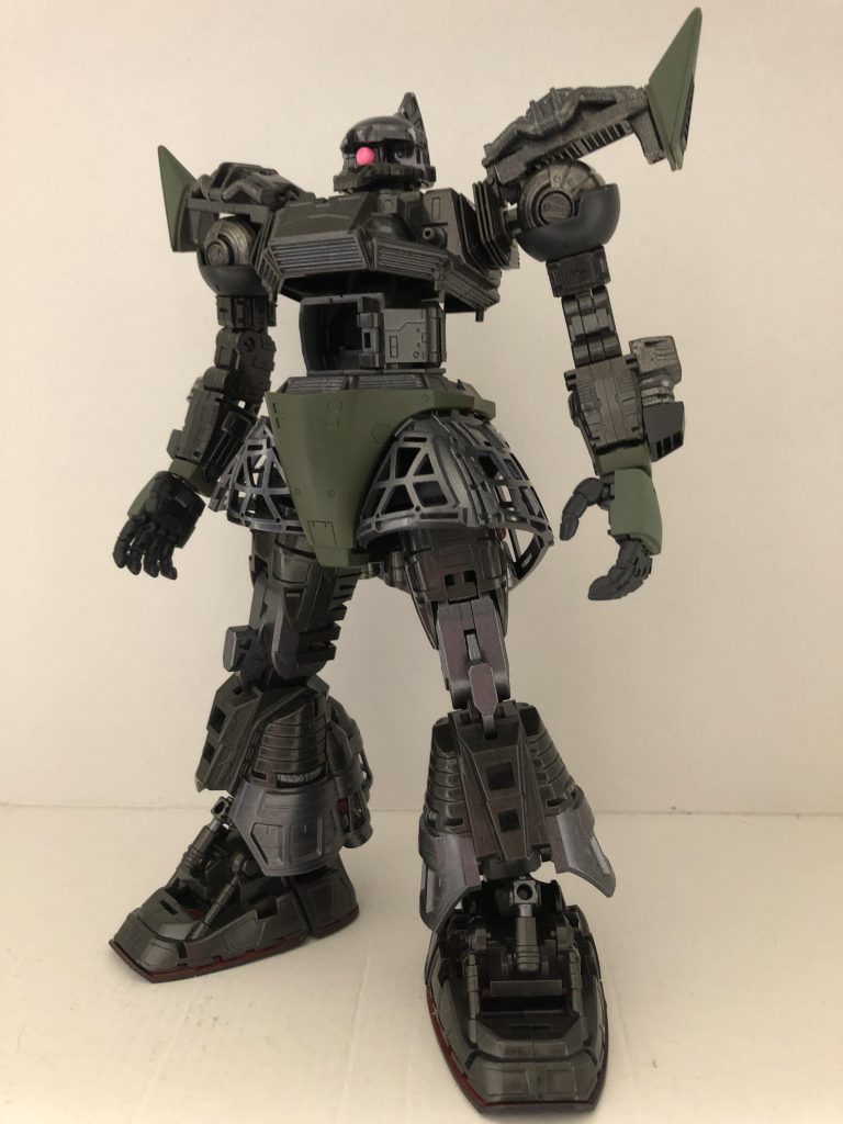 内部フレームは黒鉄色、ガンメタでスプレーしました。