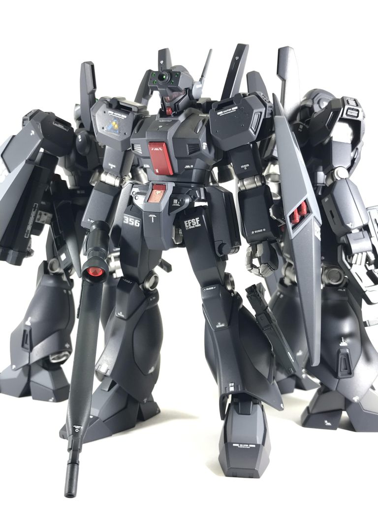 僚機その2(機体No.356)スナイパー仕様の機体。こちらもプレバンのコンロイ機から作成。陸ジムスナイパーからロングレンジ・ビームライフルを拝借して装備してみました。