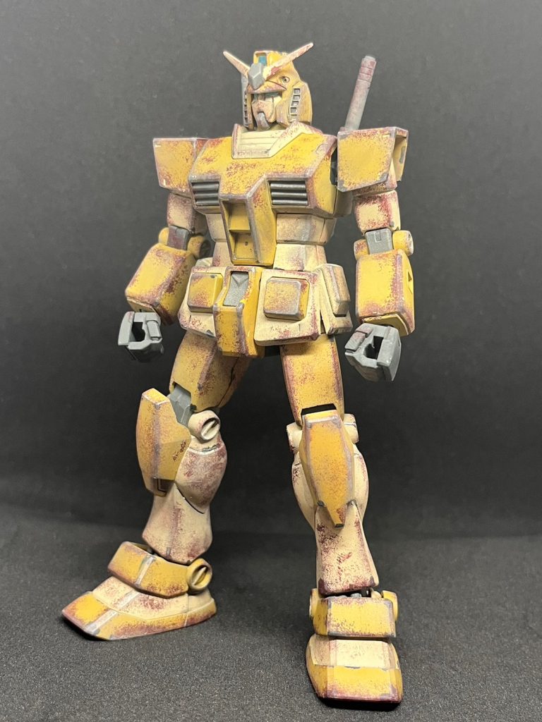 スポンジでポンポン  グレーでハゲチョロ  ドライブラシ  の汚しを入れました 