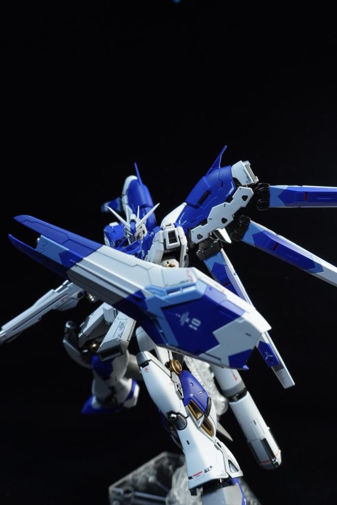 RG Hi-vガンダム–2枚目/制作者:鉄