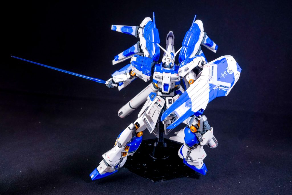 RG 1/144 Hi-νガンダム＆ハイパー・メガ・バズーカ・ランチャー–2枚目/制作者：しるばにあ