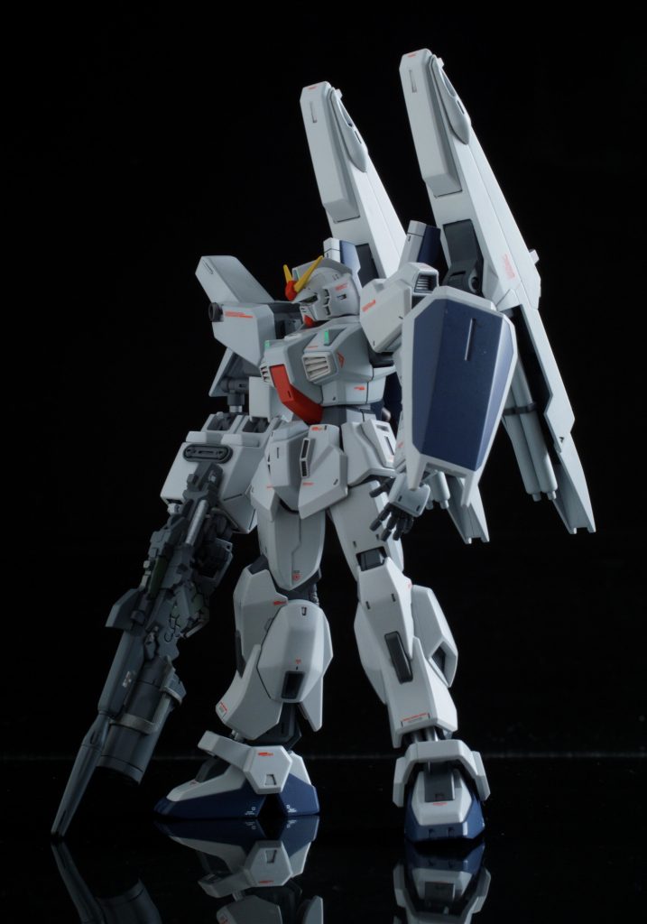 ドーベンウルフの腕をつけるということで、まったく違う肩関節をMk2に合わせると同時に、肩の高さも微調整しました。左腕の肘の高さを合わせることで、右腕の違和感を緩和できたと思います。
