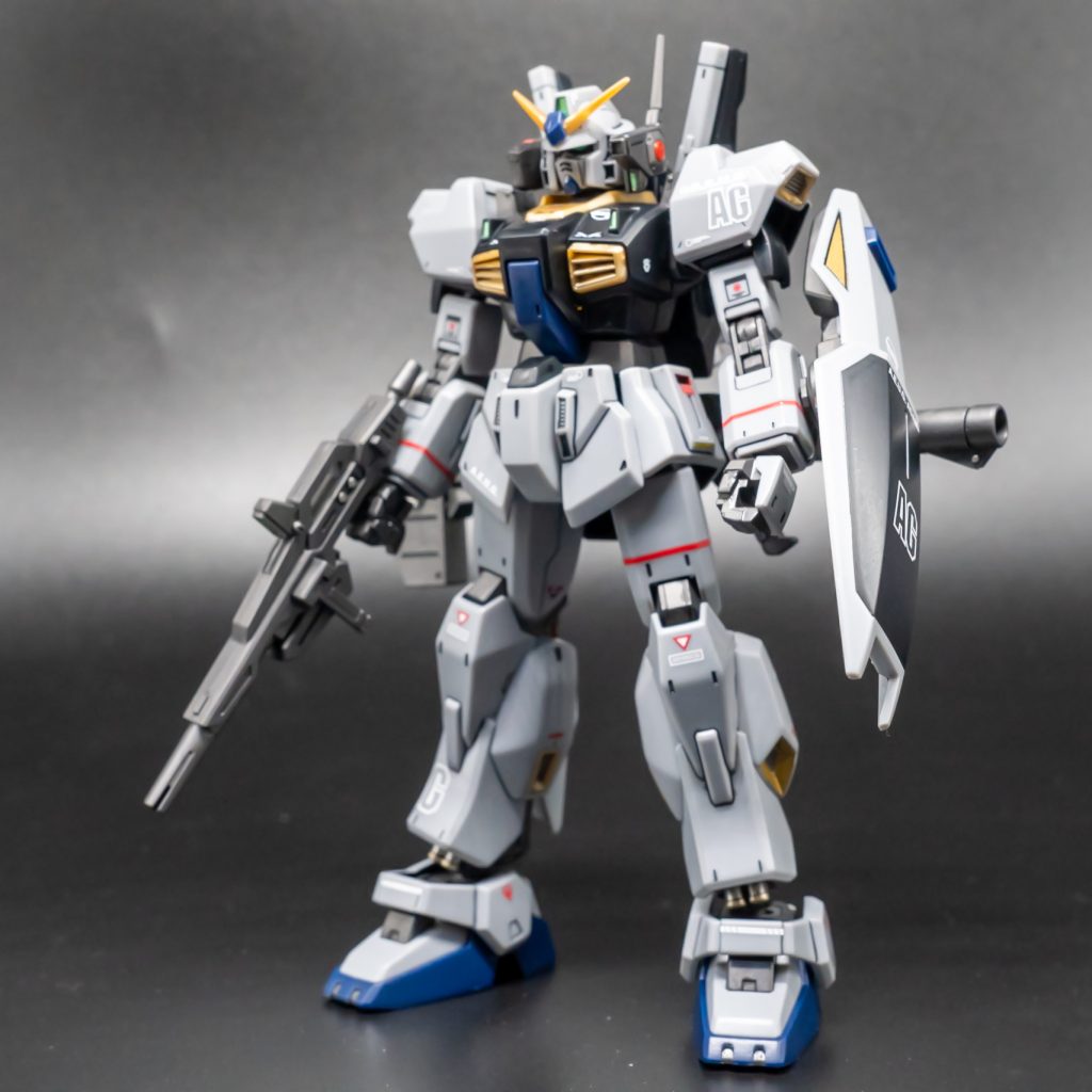 HGは初めて作りましたが、組み立てやすく、可動も良く、素晴らしいキットだと思いました。