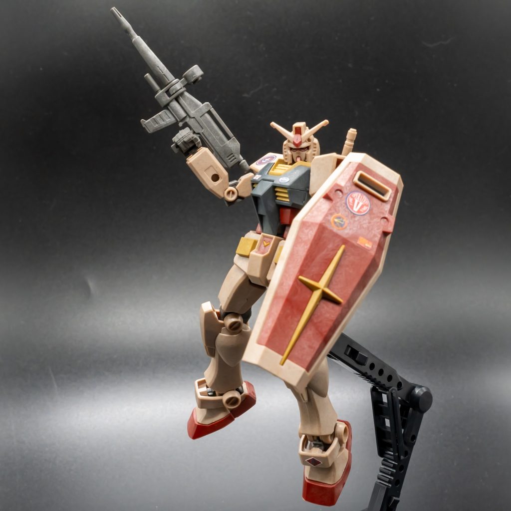 ウェルドラインが凄いですが、これが、なかなか良いアジをだしてます。ゲート跡も目立ちますが、これもアジがあると解釈します(^_^;)