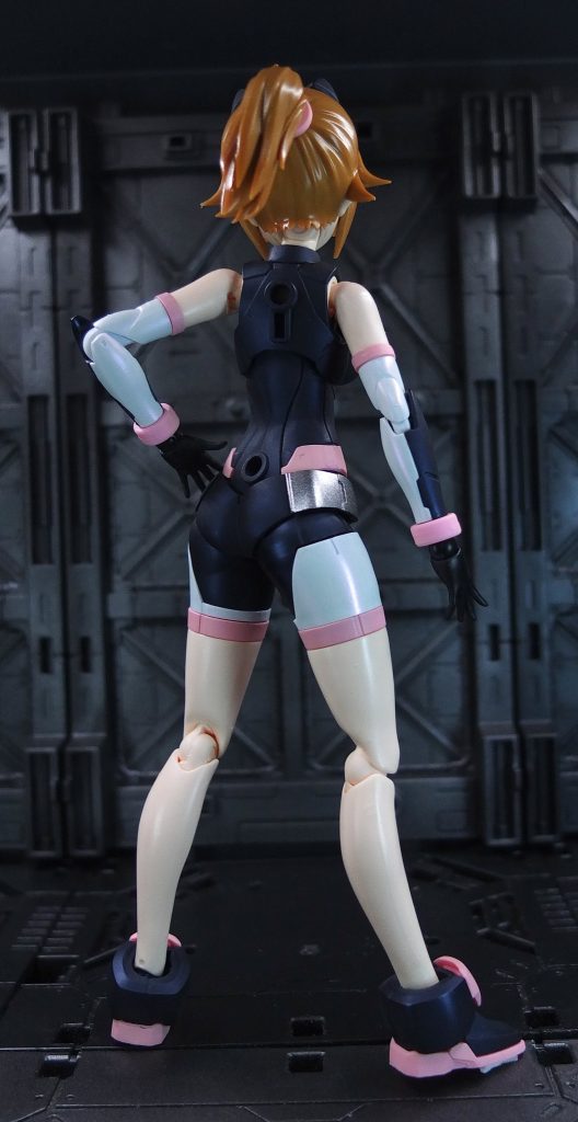 今回塗装するにあたって色は普通で行くか迷いました墨入れも最初は行ったのですが悪目立ちしたのでやり直しました(汚れに見えてしまったので)