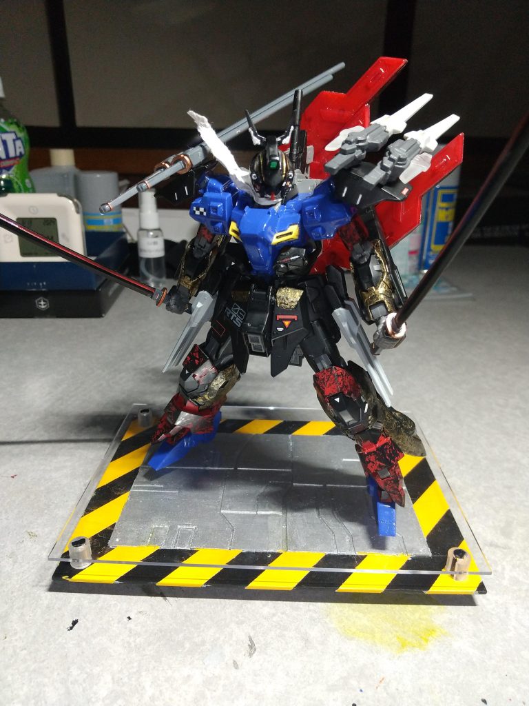 全体(台座のトラテープ柄のとこはみ出してるところは気にせず…w)