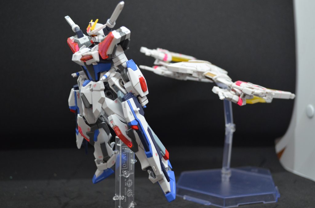 ???「ディフェンダーストライカー、ドッキングモード!」