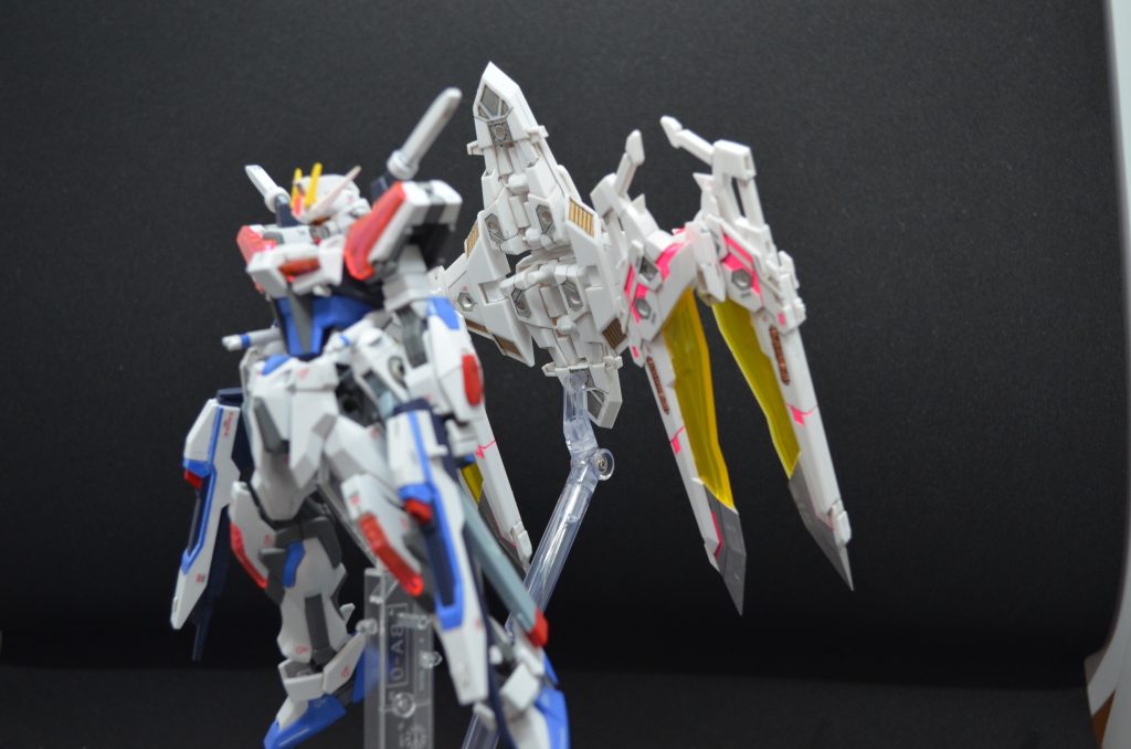 ???「ディフェンダーストライカー、ドッキングモード!」