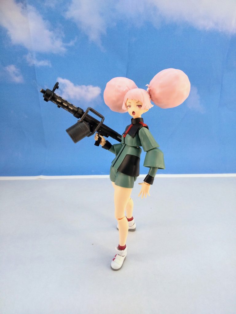 更に、“上着を脱いだ状態” の為に、シレッとミオリネも買ってくる始末w