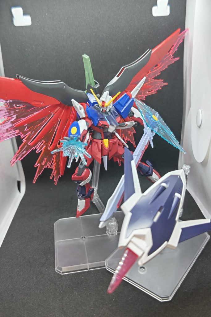 デスティニーなのでパルマフィオキーナも行けます。ビームシールドもつけることでシールドを射出しても防御は落ちません。