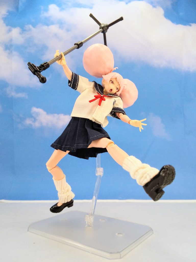 ↑これで使っているのはS01のシンプルな水着ボディ。S01はAカラーのみ。チュチュにしては身長高い＆おむねが大きいですがw まぁ雰囲気なんでwとはいえ、市販の汎用ドール服は性質上大きめに作られているので、このボディでもガバガバです。