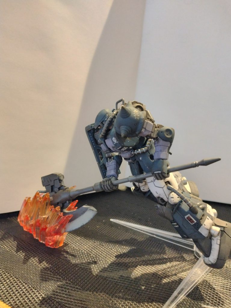 子供の頃に作ったMSVシリーズの中で1番好きだった高機動型ザク(当時はザクⅡだったような)を宇宙焼けと表現しオルテガ機という事で汚しまくりました。