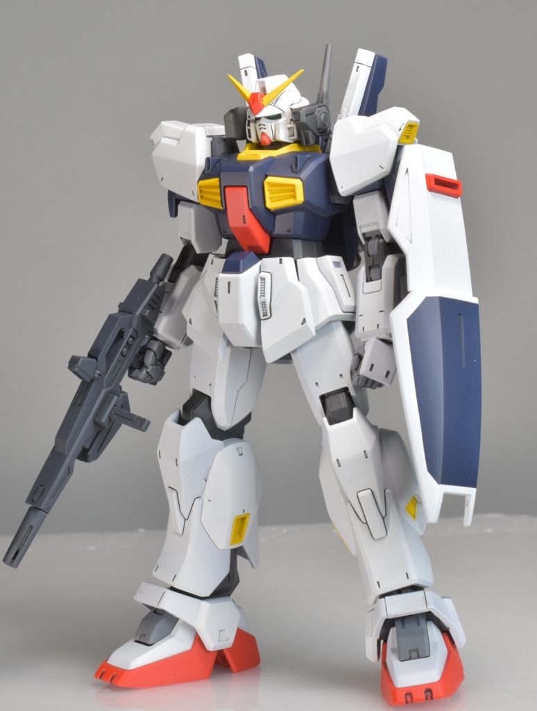 今回は、難しい事は考えないをテーマにスピード仕上げです。説明書の作例にある細い塗り分け等は無視して、やりたい事だけやるスタイル。こういう作り方もストレスフリーで楽しいですね。