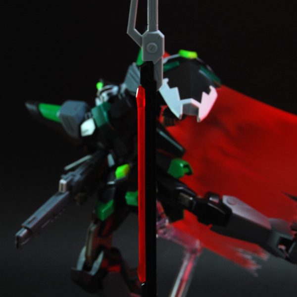 ブラックナイトスコードルドラと近像型構図