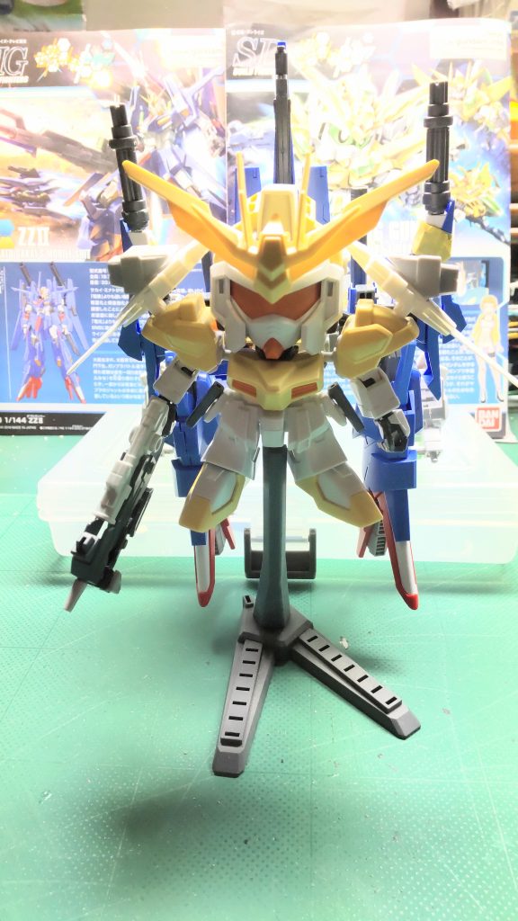 仮組み最終段階本体よりもバックパックのほうがデカいのでスタンドがないと立たせられない……〜~~~~~~~~~~~~~~~~~~~数年前に買い置きしていた積みプラを2体消化できました✨パーツが多くて塗装量はエグかったですけどねぇ………SDを作るとギミック盛り盛りにしようとする悪癖が出ちゃいますね💦リアルモードはもっと上手くまとめたかったけど、技術が足りない😓まぁ、ぼちぼち🐢の歩みですが技術向上できるように頑ばります❗〈今回の使用マーカー〉ブルー、レッド、イエロー、グレー、ニューホワイト、メタグリーン、ブラック、シャインシルバー最後までご覧いただきありがとうございました❗