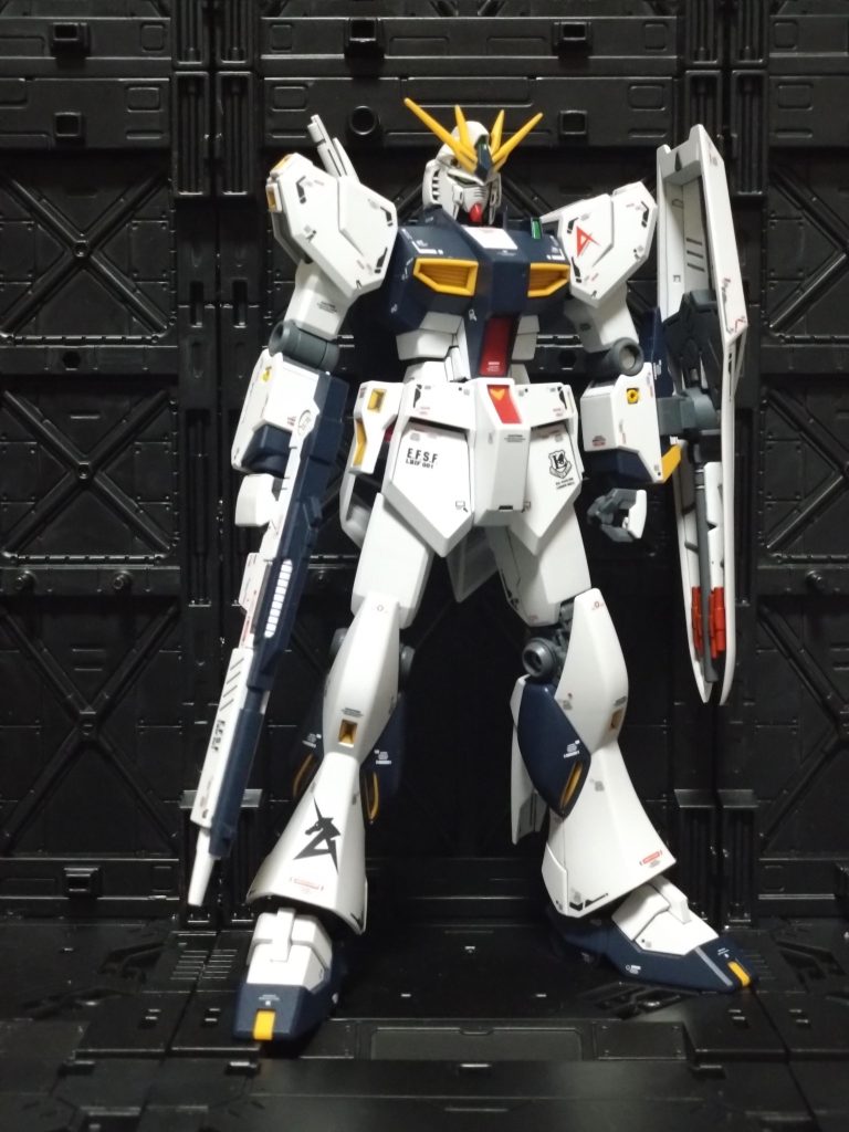 デカールゎRG RX-93 νガンダムのを使用。 