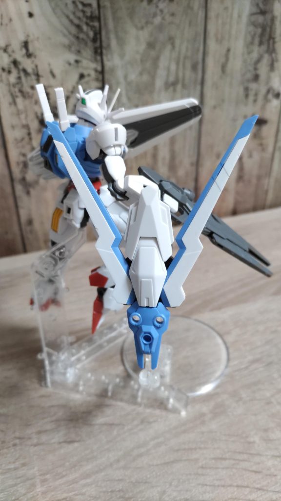 ヴァルキュリアヴァルキュリアを装備することによって相手の機体の詳細を知ることができる。詳細を知ることにより機体の弱点を解析することができるが解析まで三分程度かかる。詳細を知ること以外にも盾としても使用が可能。