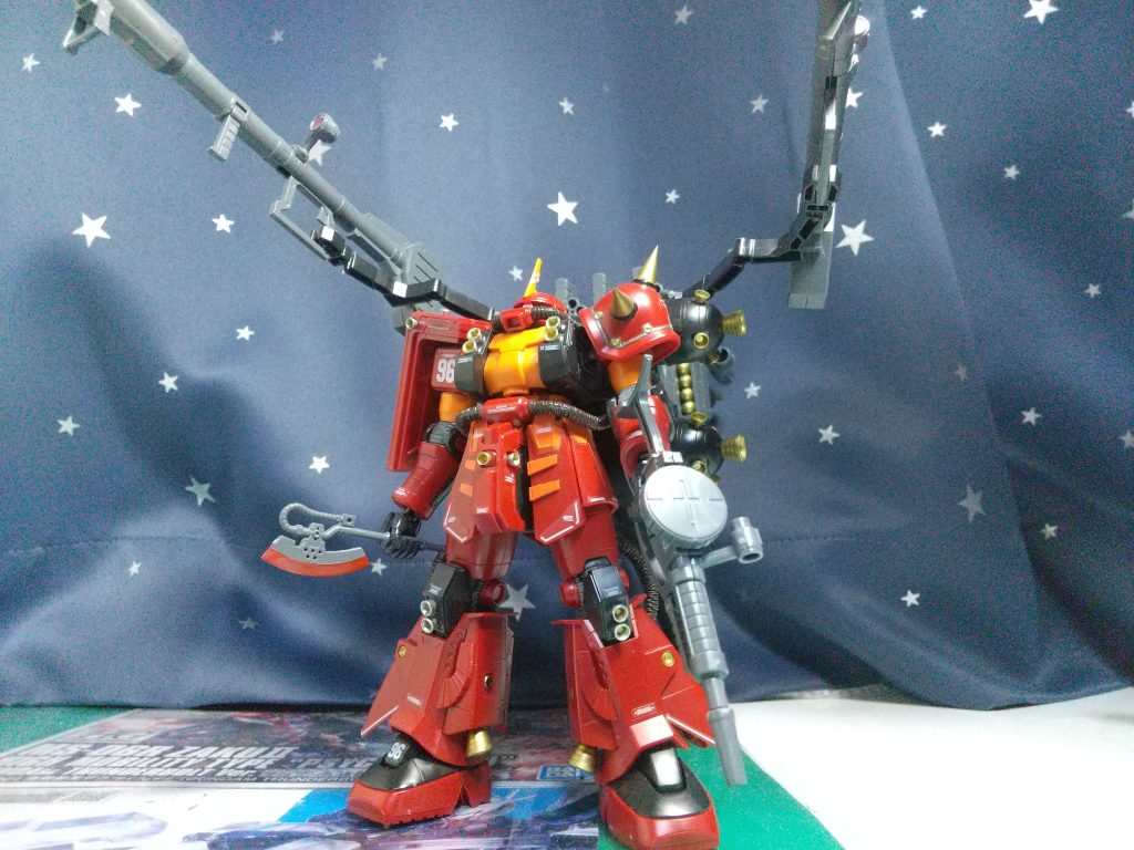 ちょっと動かすたびに手がポロリ肘がポロリでダリル状態になりながら写真撮ってました。ほぼペン&筆で部分的に塗ってます。 付属のスタンド壊しちゃったので宇宙にいる感じが出せない༼;´༎ຶ  ༎ຶ༽