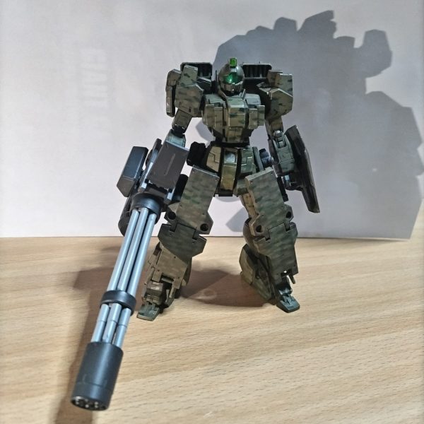 重装陸戦型ガンダム(森林迷彩)