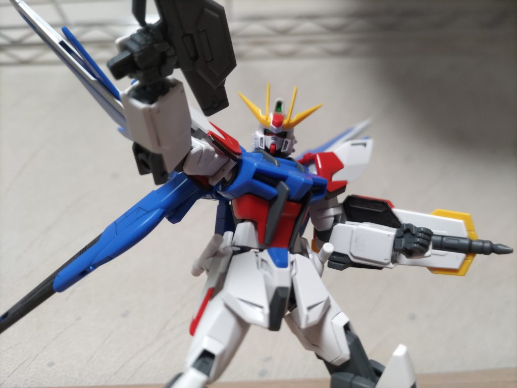 ビルドストライク購入できたので素組み。予想よりしっかりしてて改めて好きになりました。