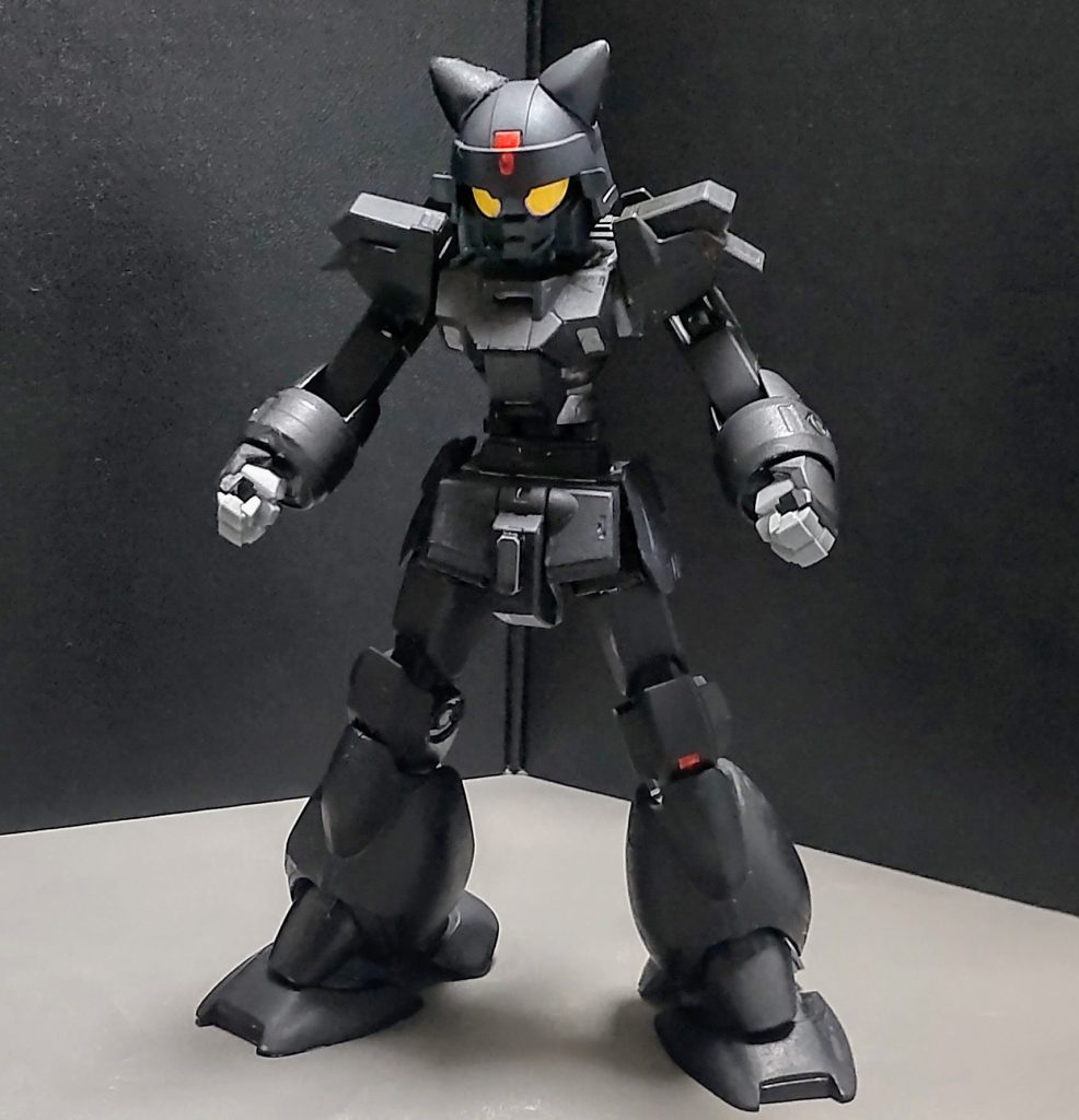 ○使用したプラモ達についてデミトレーナー・一般機(メインボディ)ズゴックE(脚部)百式(肩部)SD部隊兵(三国創傑伝)(頭部)このオックスも以前制作したデミ鉄人28号FXと同じ要領で制作されています。一部違いがあるというなら、頭部が違うのと、腹部の延長をしている事ですかね。※頭部の目はミカエリスのシールの余り物を貼って、そこを黄色で塗っています。