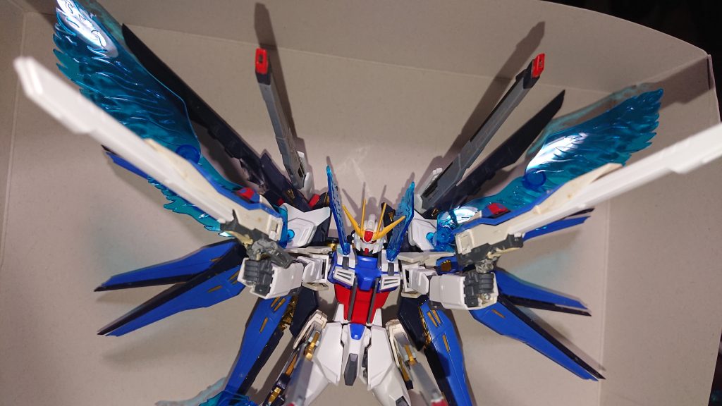 なるべくストフリや、フリーダムに近づけて作りました。