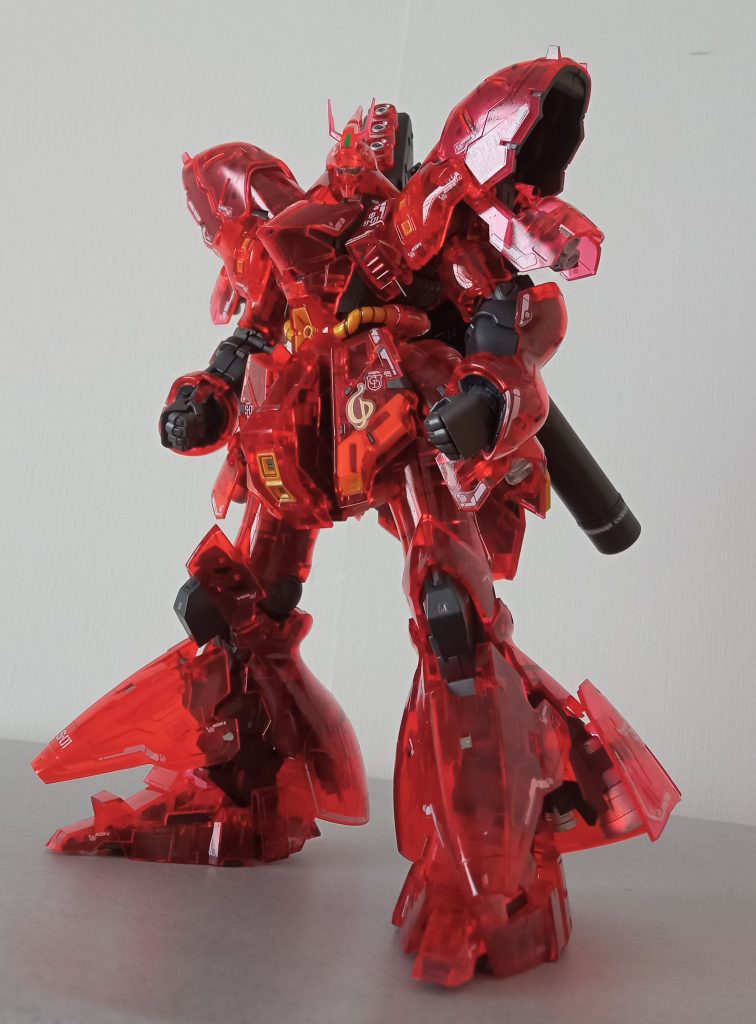 クリアカラー仕様って、インナーフレームがあるRG,MG,PGとの相性がいいですよね。