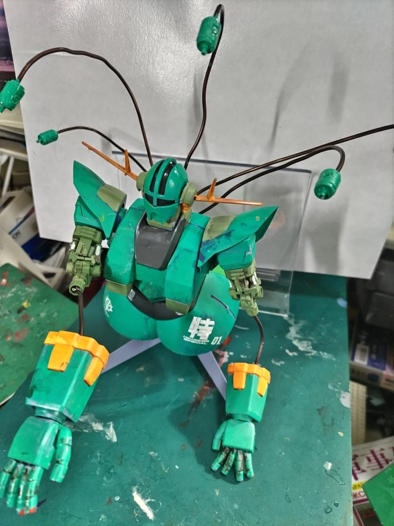 「右腕サイコミュ起動。続いて左腕。両腕とも問題なし」「近接防御システム起動」「大佐、ジオング問題ありません。いけます」「ララァ、私を導いてくれ」