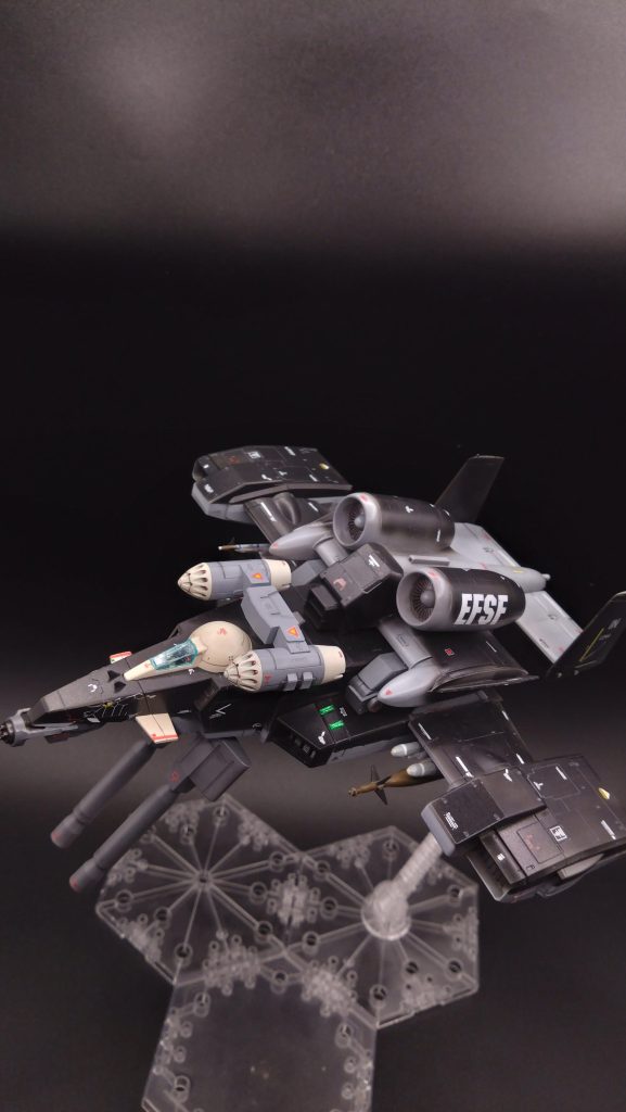 スタンド使って空中アクションビームキャノン下部稼働で高度でのMS・重要施設を迎撃することもできる