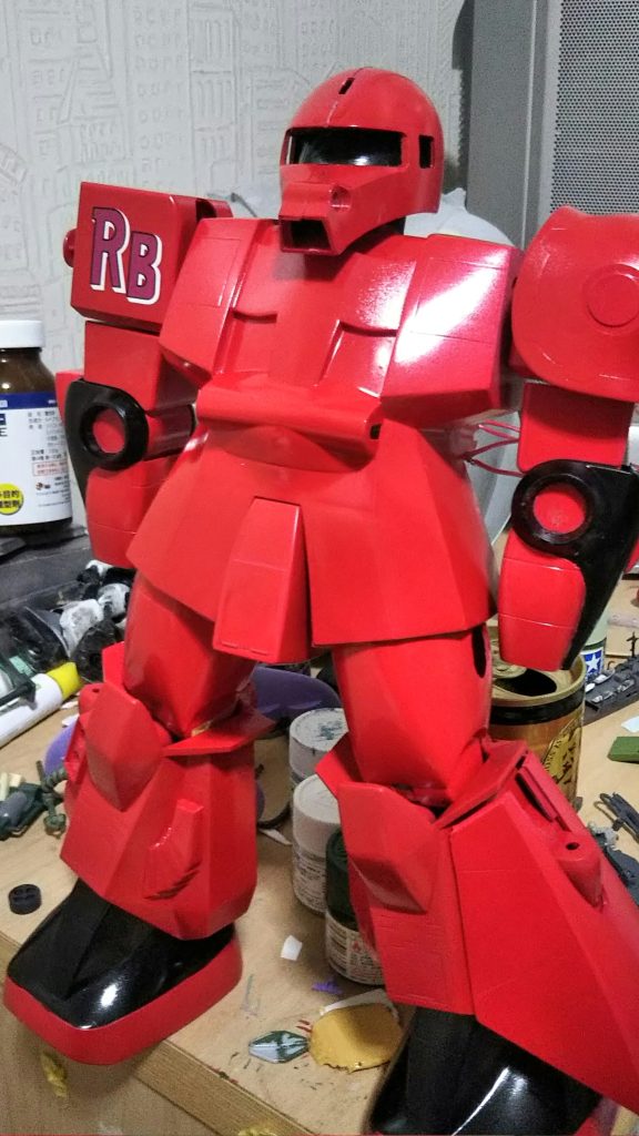 塗装しては組んでて隙間消しでわりと手間でした